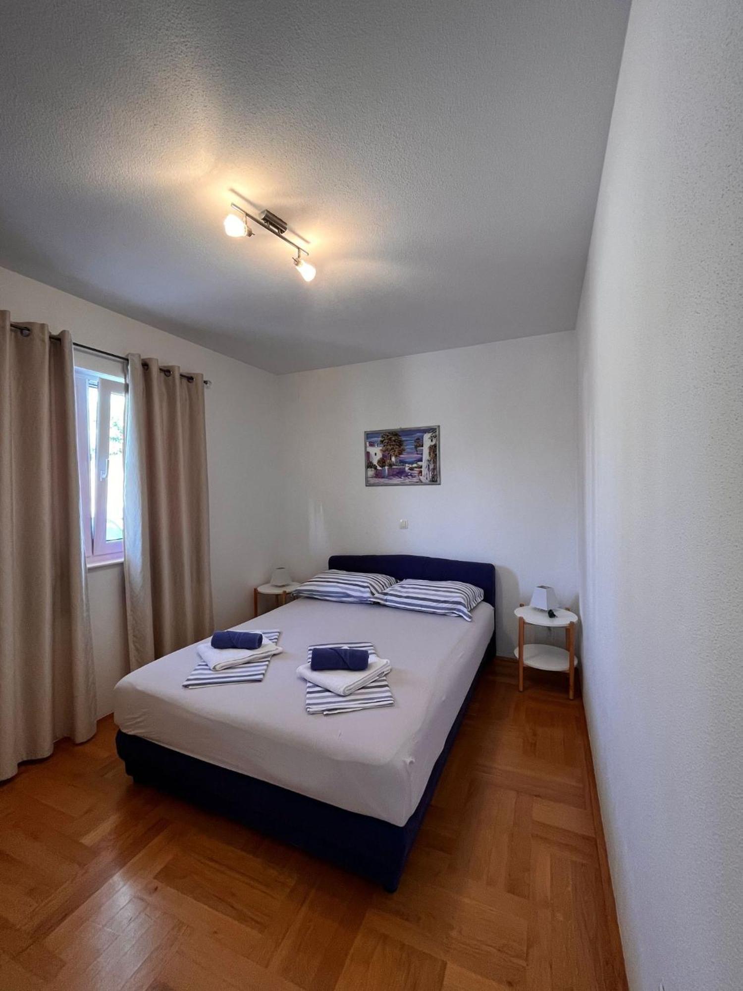 Andrea Apartments Трогир Экстерьер фото