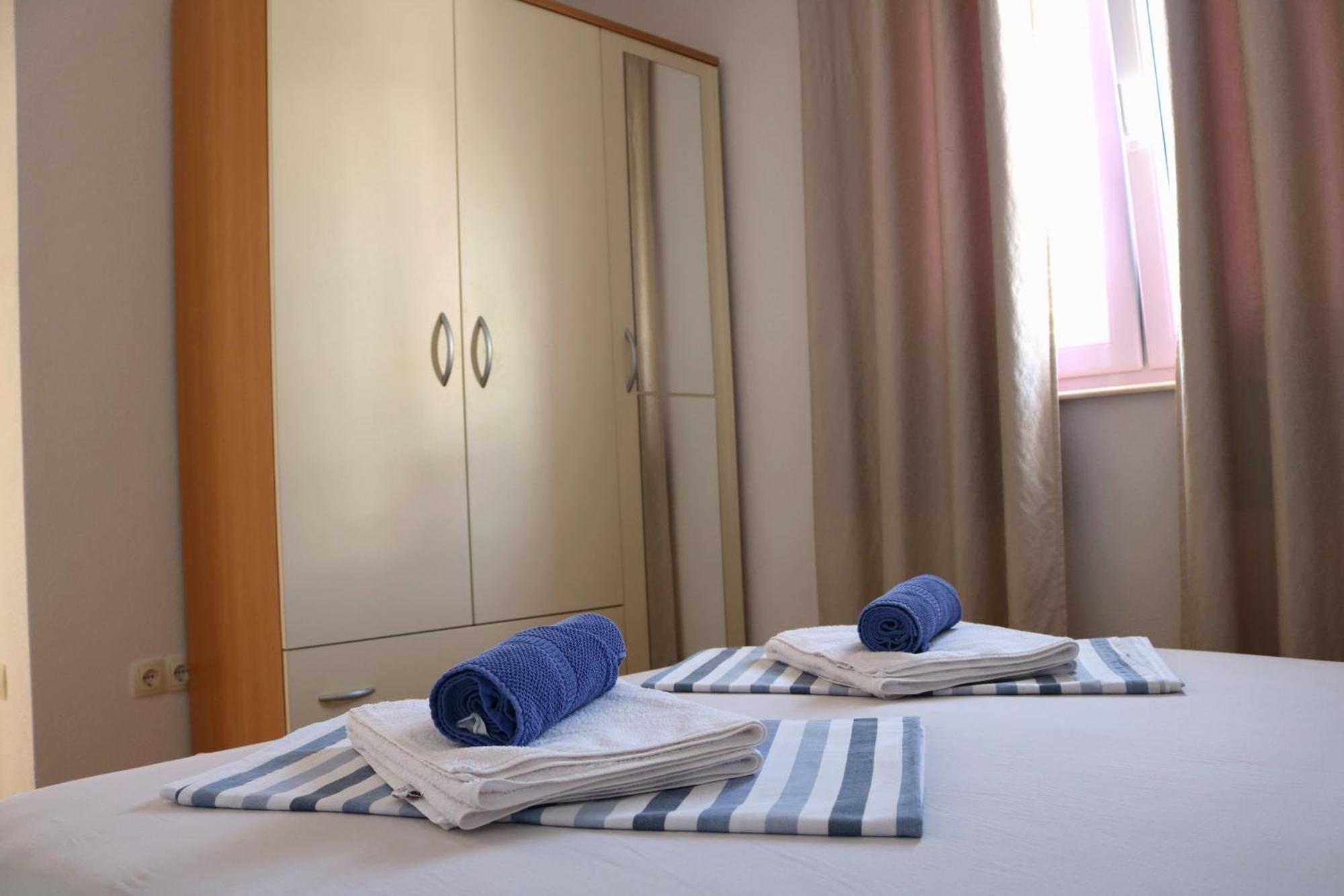 Andrea Apartments Трогир Экстерьер фото