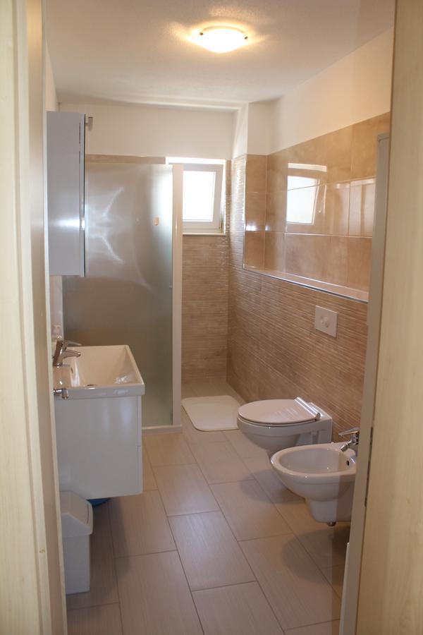 Andrea Apartments Трогир Экстерьер фото
